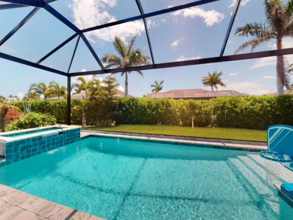 Luxury Island Retreat in Marco Island with Pool & SPA - Perfect Getaway